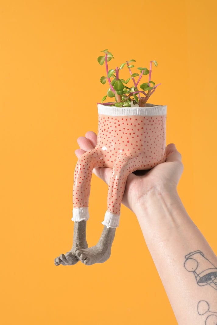 🎃 Limited Halloween Sale 👻 The Hanging Legs Family™ Whimsical Hanging Legs Planter – Spooky & Adorable Home Decor