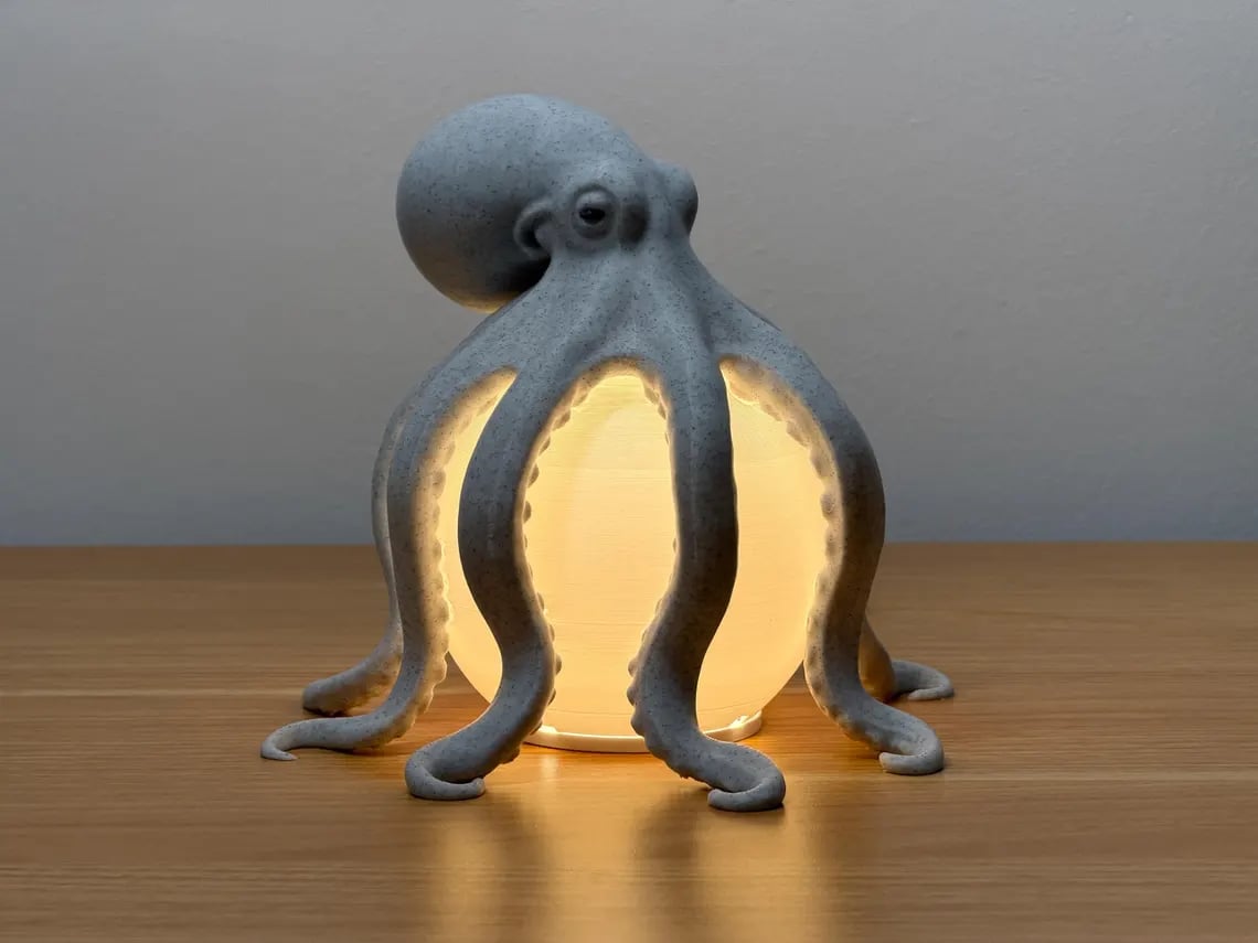 Octopus Ocean Decor Table Lamp