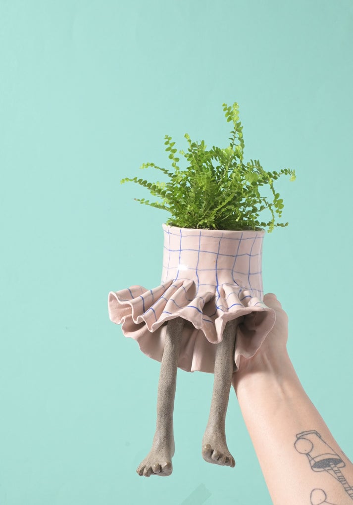 🎃 Limited Halloween Sale 👻 The Hanging Legs Family™ Whimsical Hanging Legs Planter – Spooky & Adorable Home Decor
