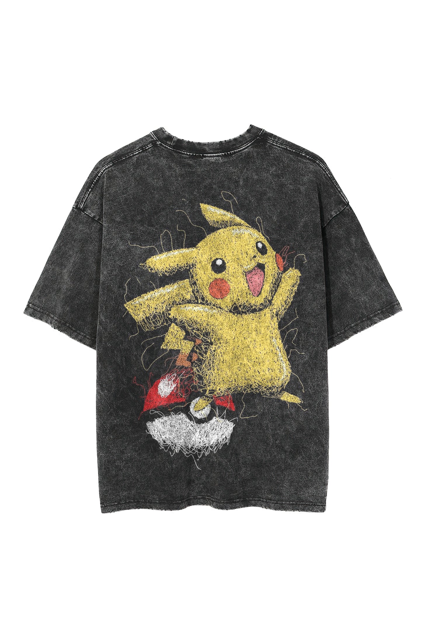 Pokémon: Pikachu Washing T-Shirt