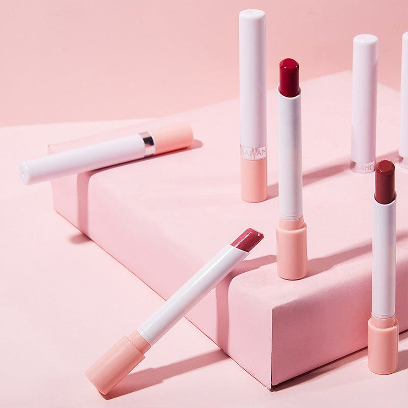 4 Colors Matte Cigarette Lipstick Set
