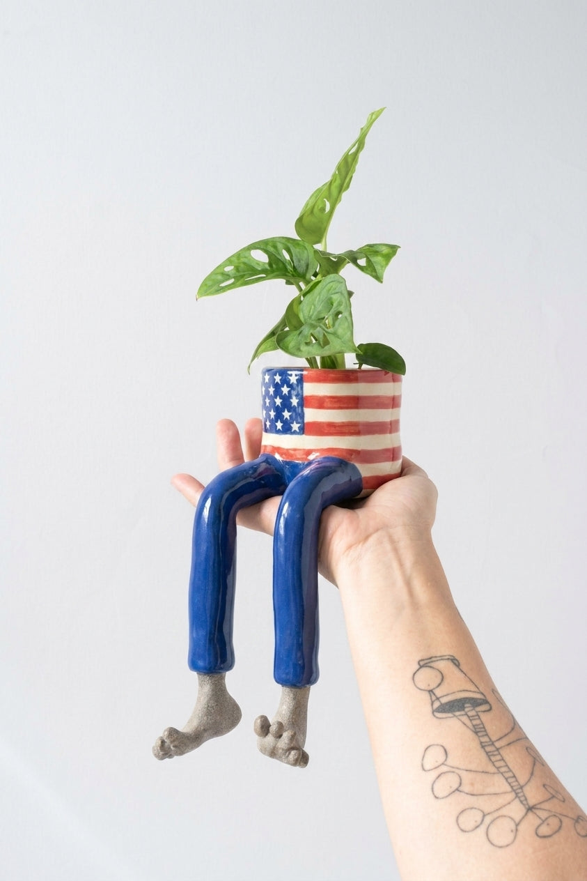 🎃 Limited Halloween Sale 👻 The Hanging Legs Family™ Whimsical Hanging Legs Planter – Spooky & Adorable Home Decor